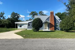 4372 Lee Rd, Marianna, FL 32448 - Photo 1