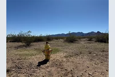 2001 S Cordes Road, Golden Valley, AZ 86413 - Photo 4