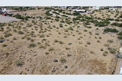 Lot 5 S1/2 N Magma Road, Golden Valley, AZ 86413 - Photo 1