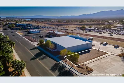 2747 Miracle Mile, Bullhead City, AZ 86442 - Photo 8