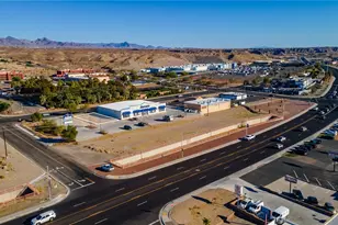 2747 Miracle Mile, Bullhead City, AZ 86442 - Photo 1