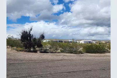 395 E Kolb Drive, Meadview, AZ 86444 - Photo 10