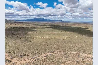 8827 E Jan Road, Kingman, AZ 86401 - Photo 10