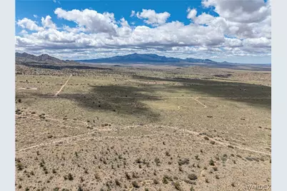 8827 E Jan Road, Kingman, AZ 86401 - Photo 12