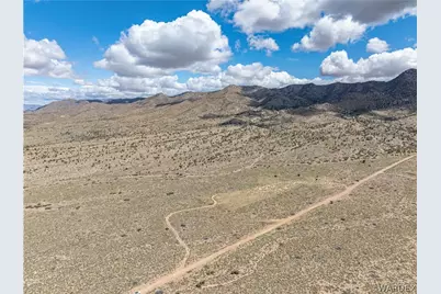 8827 E Jan Road, Kingman, AZ 86401 - Photo 18
