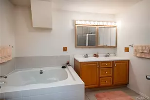11322 W Broken Bow Dr, White Hills, AZ 86445 - Photo 16