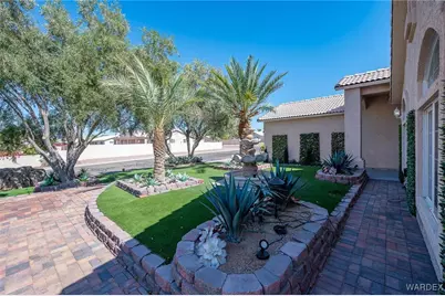 1974 E Clear Lake Drive, Fort Mohave, AZ 86426 - Photo 12