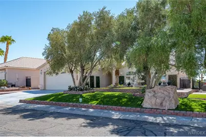 1974 E Clear Lake Drive, Fort Mohave, AZ 86426 - Photo 10