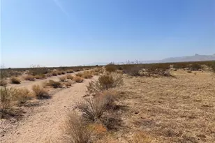 217-12-008 S Desert View Trail, Golden Valley, AZ 86413 - Photo 1