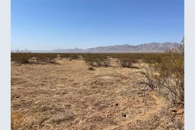 217-12-008 S Desert View Trail, Golden Valley, AZ 86413 - Photo 8