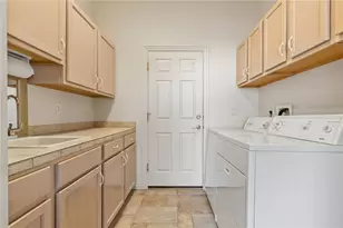 2855 Camino Del Rio, Bullhead City, AZ 86442 - Photo 32