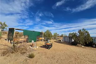 19688 S Diamondback Rd, Yucca, AZ 86438 - Photo 42