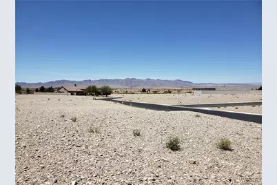 2096 E Calle Serena, Fort Mohave, AZ 86426 - Photo 8