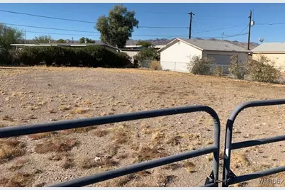 2035 Hualapai Drive, Bullhead City, AZ 86442 - Photo 1
