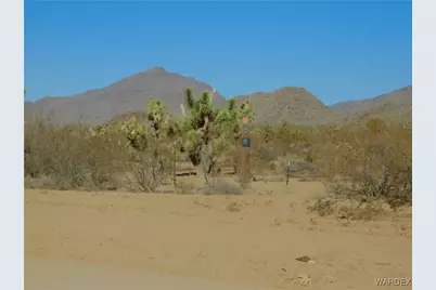 241-18-017 E Bighorn Drive, Yucca, AZ 86438 - Photo 8