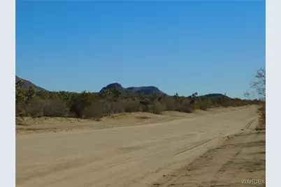 241-18-017 E Bighorn Drive, Yucca, AZ 86438 - Photo 6