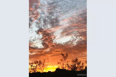 3437 E Cowboy Road, Yucca, AZ 86438 - Photo 10