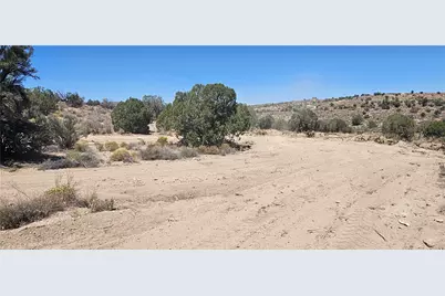 254-29-298 E Pipeline Road, Kingman, AZ 86401 - Photo 2