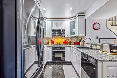 1663 Highway 95 #C12, Bullhead City, AZ 86442 - Photo 10