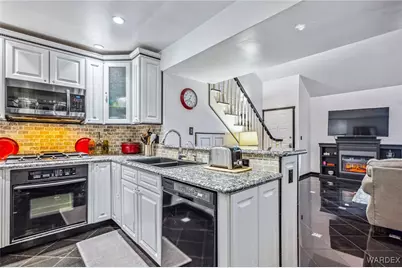 1663 Highway 95 #C12, Bullhead City, AZ 86442 - Photo 8