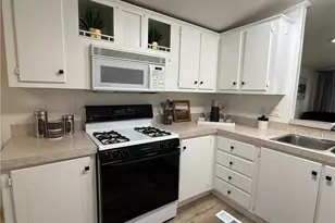 2350 Adobe Rd, Bullhead City, AZ 86442 - Photo 6