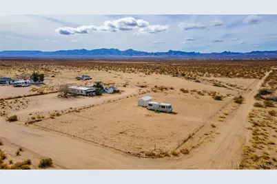 306-40-007L S Arivaca Road, Golden Valley, AZ 86413 - Photo 2