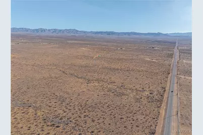 306-27-073 Shinarump Drive, Golden Valley, AZ 86413 - Photo 2