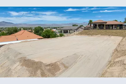 2035 E Primavera Bay, Fort Mohave, AZ 86426 - Photo 14