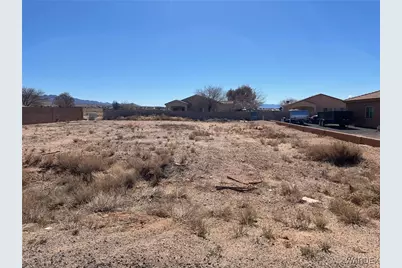 10461 Black Boot Drive, Kingman, AZ 86401 - Photo 2