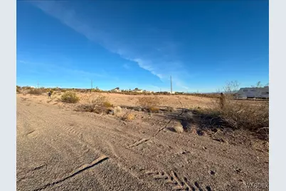 735 E Vulcan Drive, Meadview, AZ 86444 - Photo 6