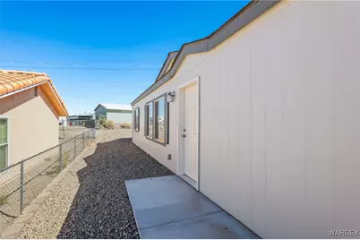 1847 Wendell Avenue, Bullhead City, AZ 86442 - Photo 2
