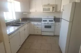 352 Rio Grande Ct, Bullhead City, AZ 86442 - Photo 4