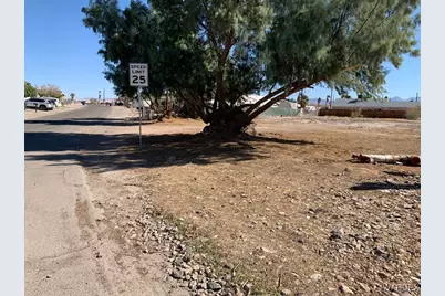 321 Riverwood Lane, Bullhead City, AZ 86442 - Photo 4