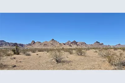 2853 S Yaqui Road, Golden Valley, AZ 86413 - Photo 1