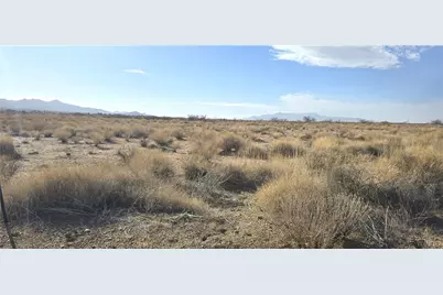 7944 E Sugarloaf Street, Kingman, AZ 86401 - Photo 2