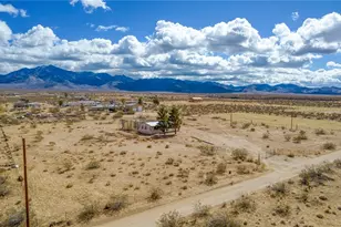 14852 N Edgemont Rd, Dolan Springs, AZ 86441 - Photo 4