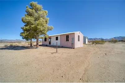14852 N Edgemont Road, Dolan Springs, AZ 86441 - Photo 1