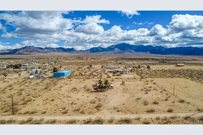 14852 N Edgemont Road, Dolan Springs, AZ 86441 - Photo 12