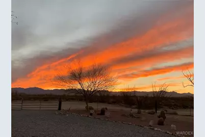 14105 S Cactus Road, Yucca, AZ 86438 - Photo 36