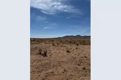 7056 Superstition Drive, Kingman, AZ 86401 - Photo 4