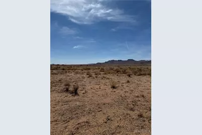 7056 Superstition Drive, Kingman, AZ 86401 - Photo 4