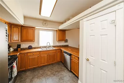 3868 E Suffock Avenue, Kingman, AZ 86409 - Photo 12