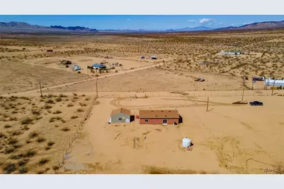 8980 W Mission Lane, Dolan Springs, AZ 86441 - Photo 30