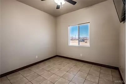 8980 W Mission Lane, Dolan Springs, AZ 86441 - Photo 14