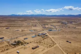 8980 W Msn Ln, Dolan Springs, AZ 86441 - Photo 34