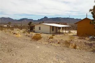 17516 N Ladera Dr, Dolan Springs, AZ 86441 - Photo 2