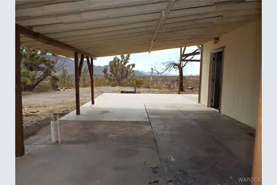 17516 N Ladera Drive, Dolan Springs, AZ 86441 - Photo 12