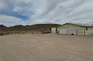 6959 W Concho Dr, Dolan Springs, AZ 86441 - Photo 42