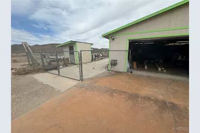 6959 W Concho Drive, Dolan Springs, AZ 86441 - Photo 34