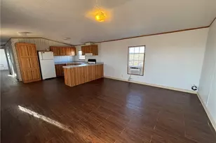 3676 N Avra Rd, Golden Valley, AZ 86413 - Photo 8